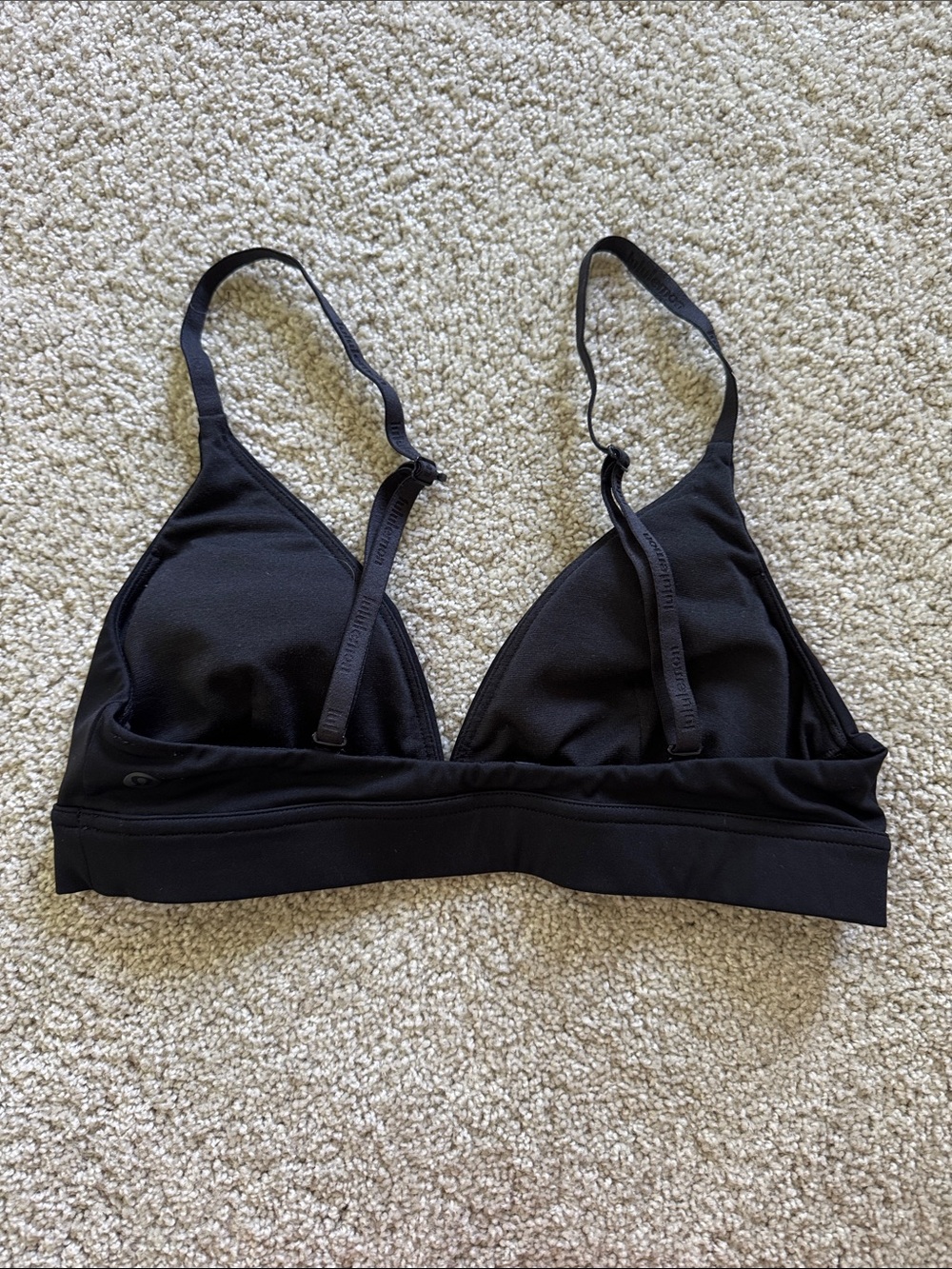 LULULEMON Black Vneck Logo Bra 6/S - Picture 3 of 5